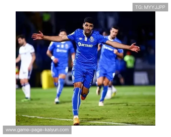 波尔图塔雷米远距离劲射惊艳全场回放