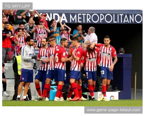 马德里竞技比赛中反击拉开比分：战术与心态的双向制胜