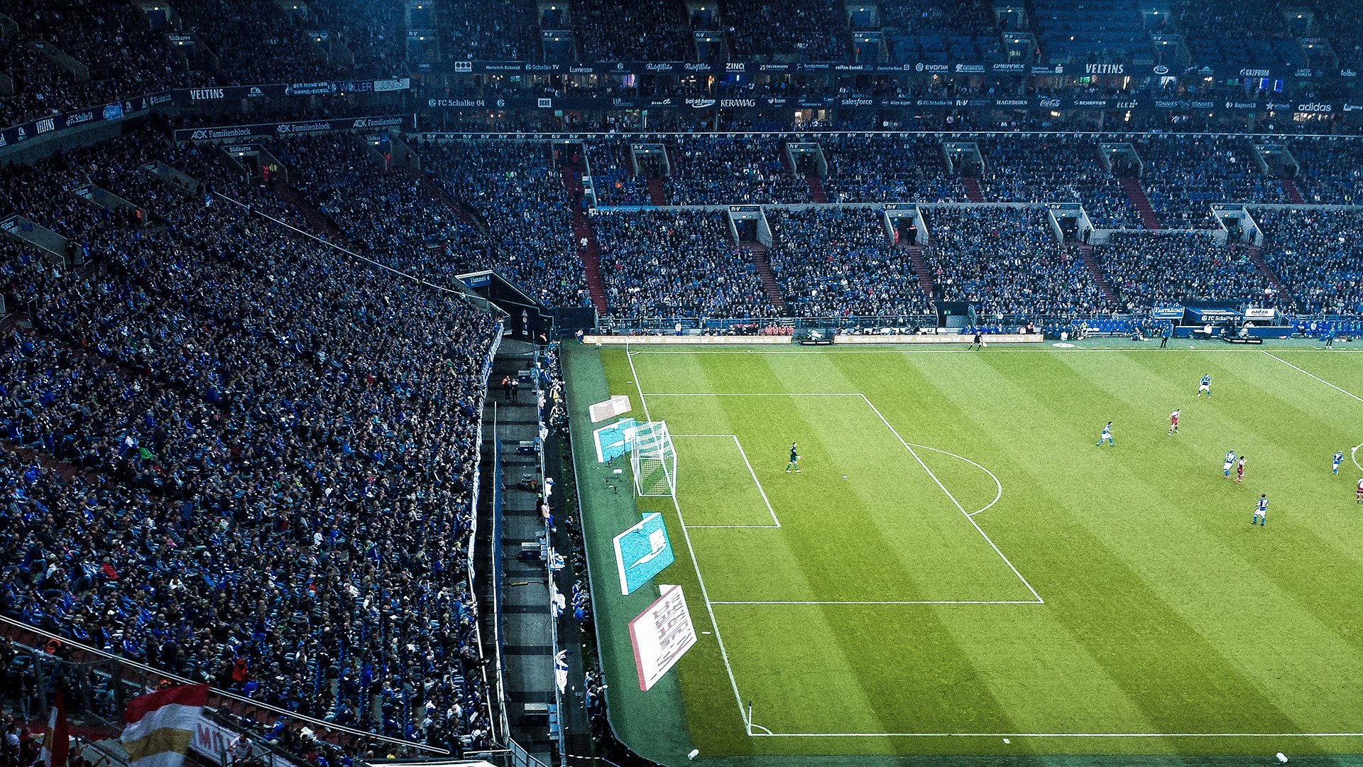 世界杯“黑科技”加持 半自动越位判定系统首次亮相